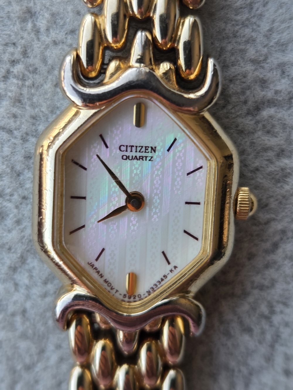 Vintage 90s Citizen Elegance Hexagonal Watch Mother of Pearl Dial Gold Tone 5920